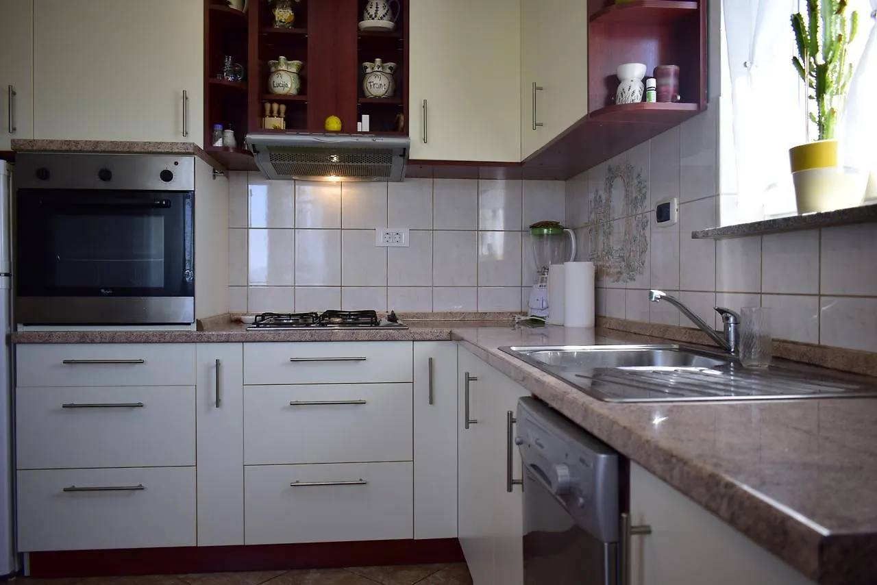 Apartment Lucy Bajcici